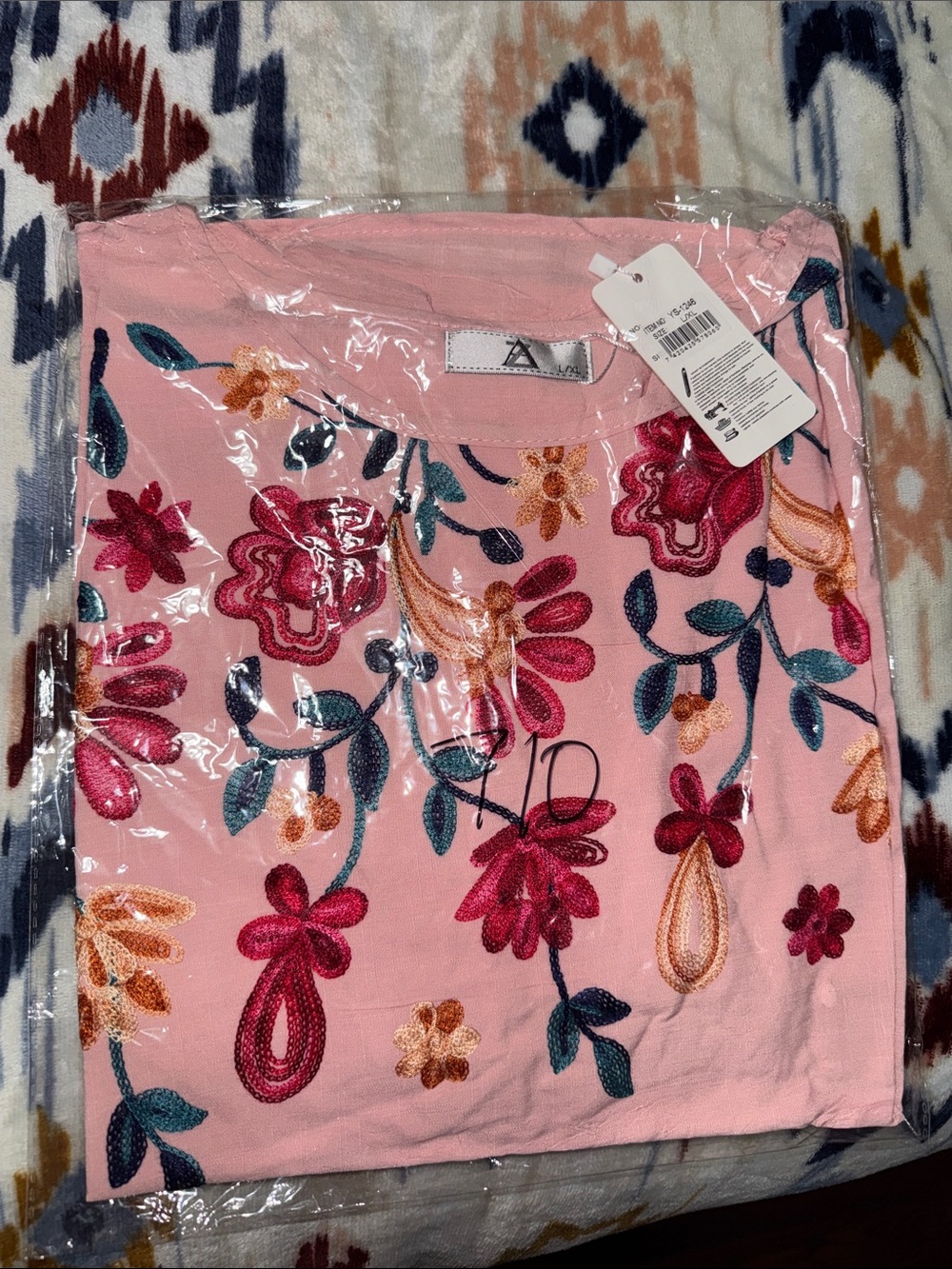 AZ L/Xl Pink Floral Embroidered Top